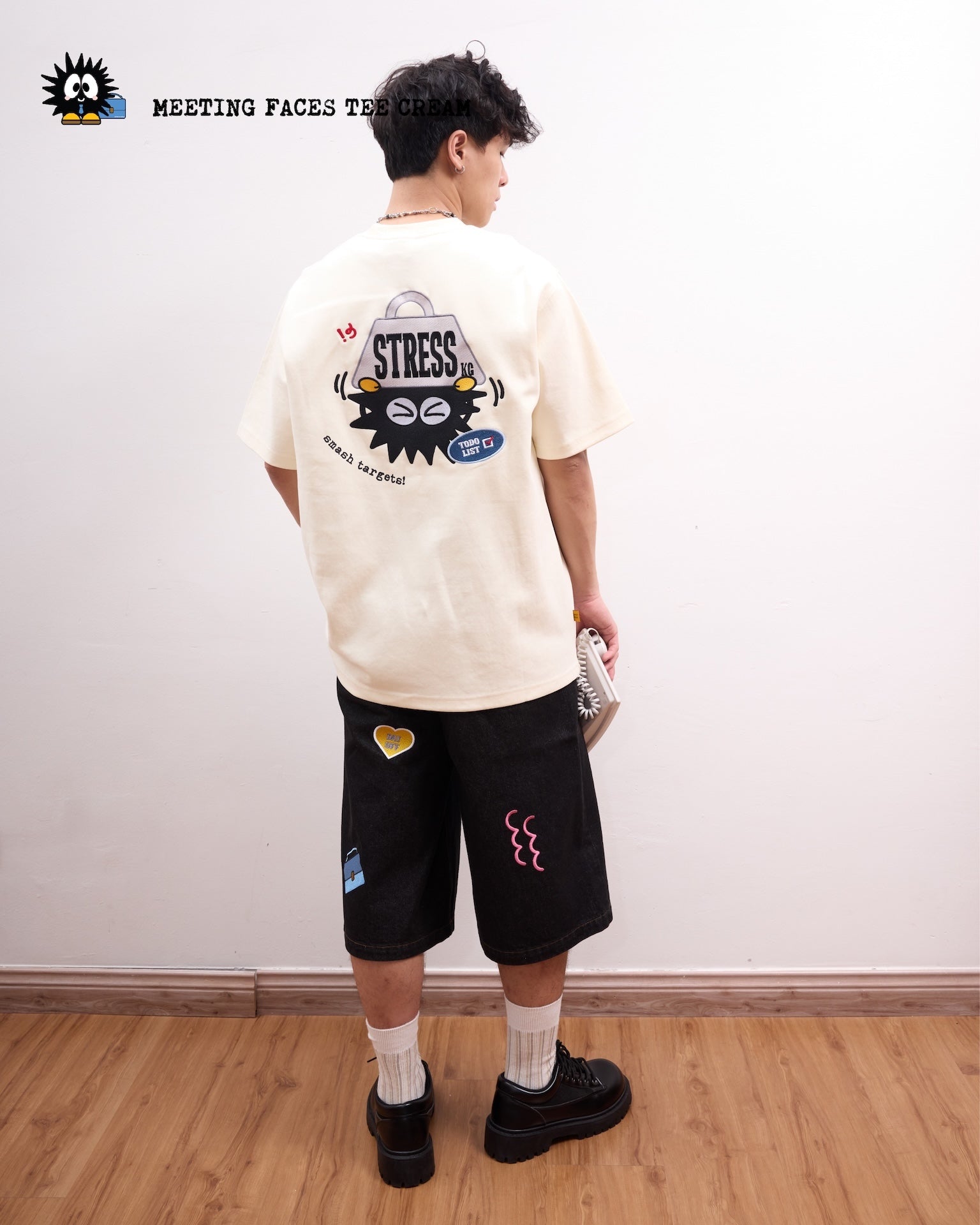 Meeting Faces Tee Cream