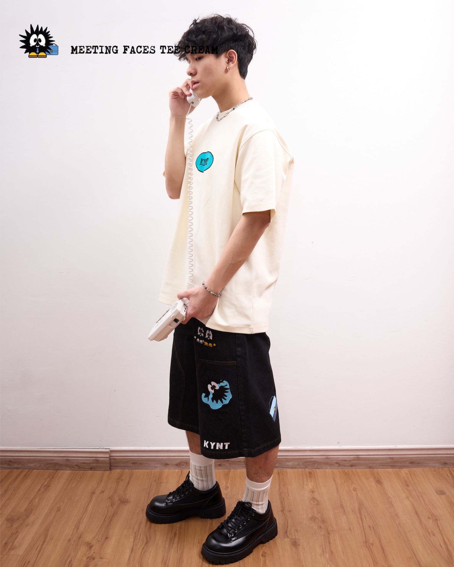 Meeting Faces Tee Cream