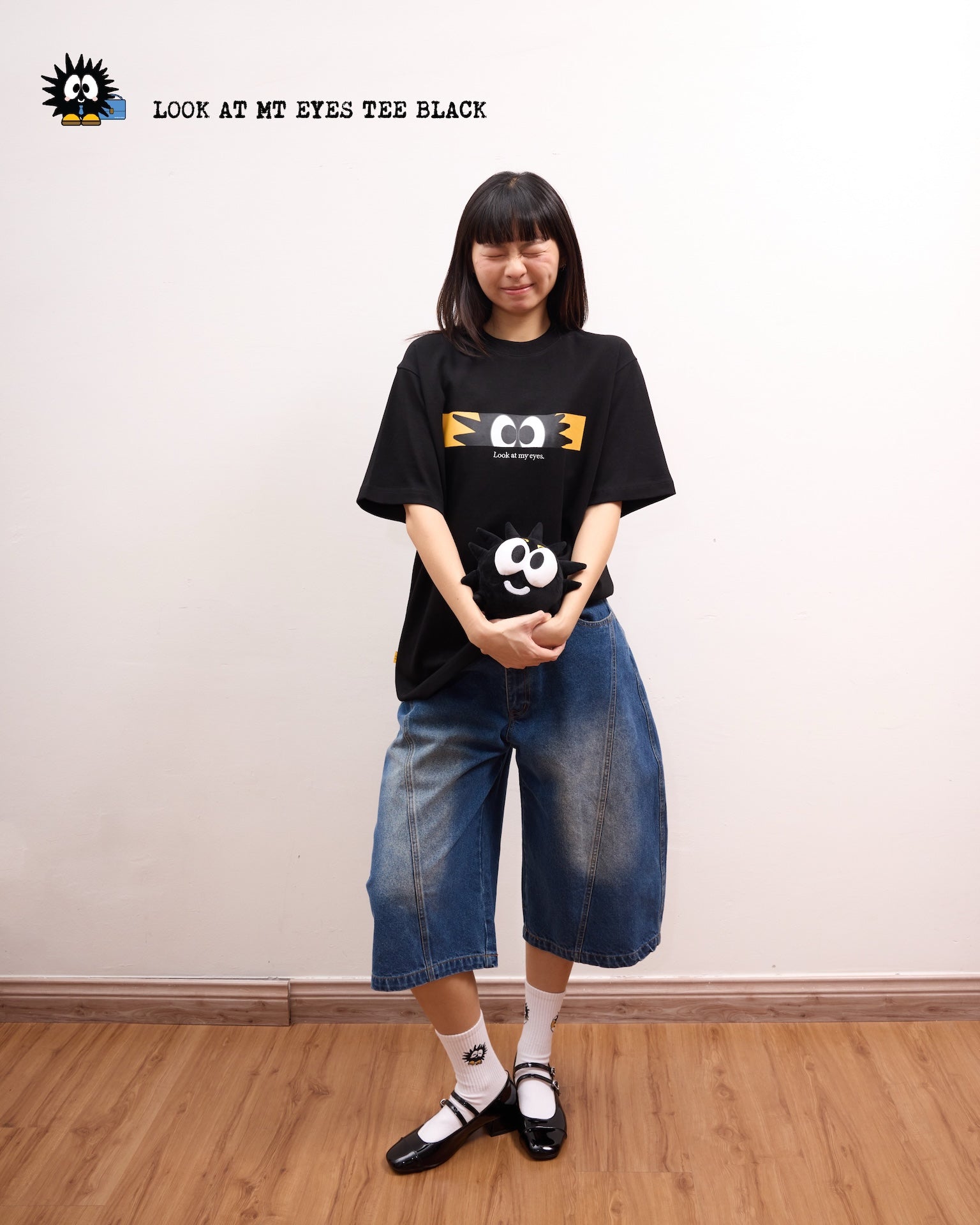 Look At My Eyes Tee Black