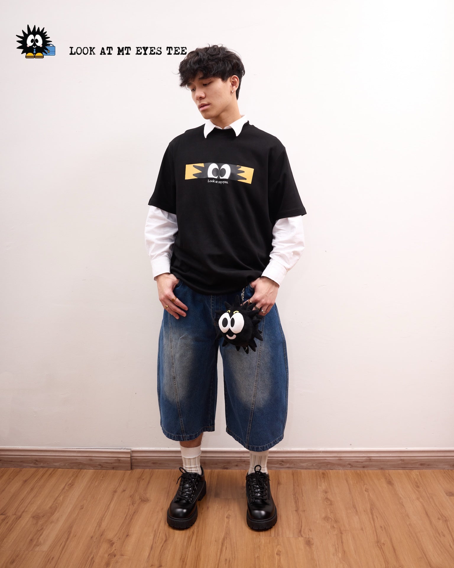 Look At My Eyes Tee Black