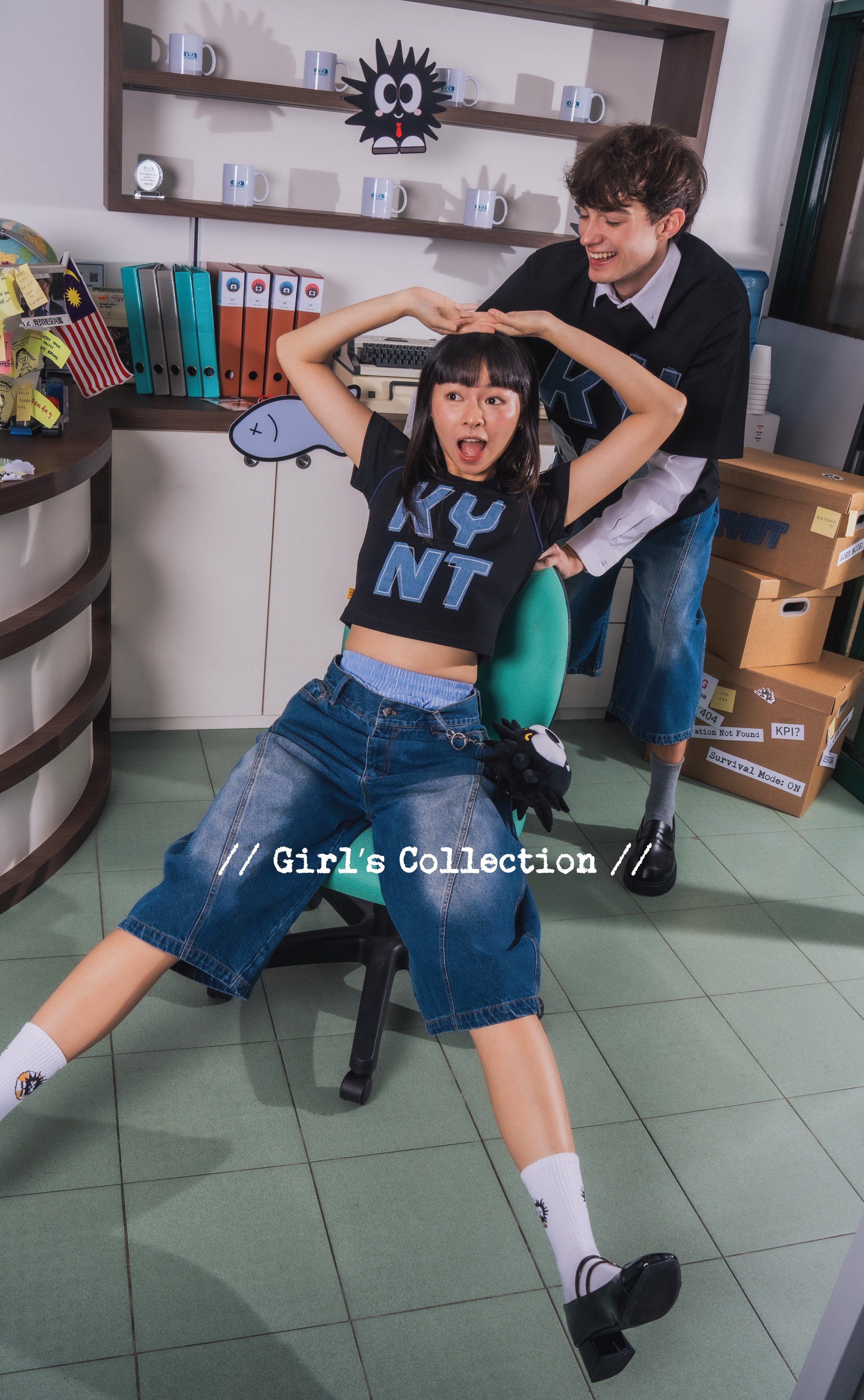 Commission Tee Black